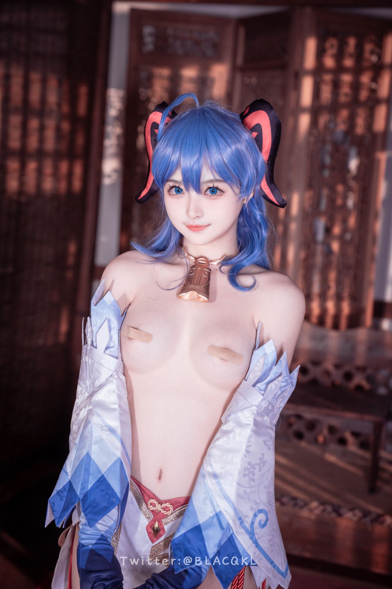 Hình Cosplay Chapter 175 - 白莉爱吃巧克力 - Page 38